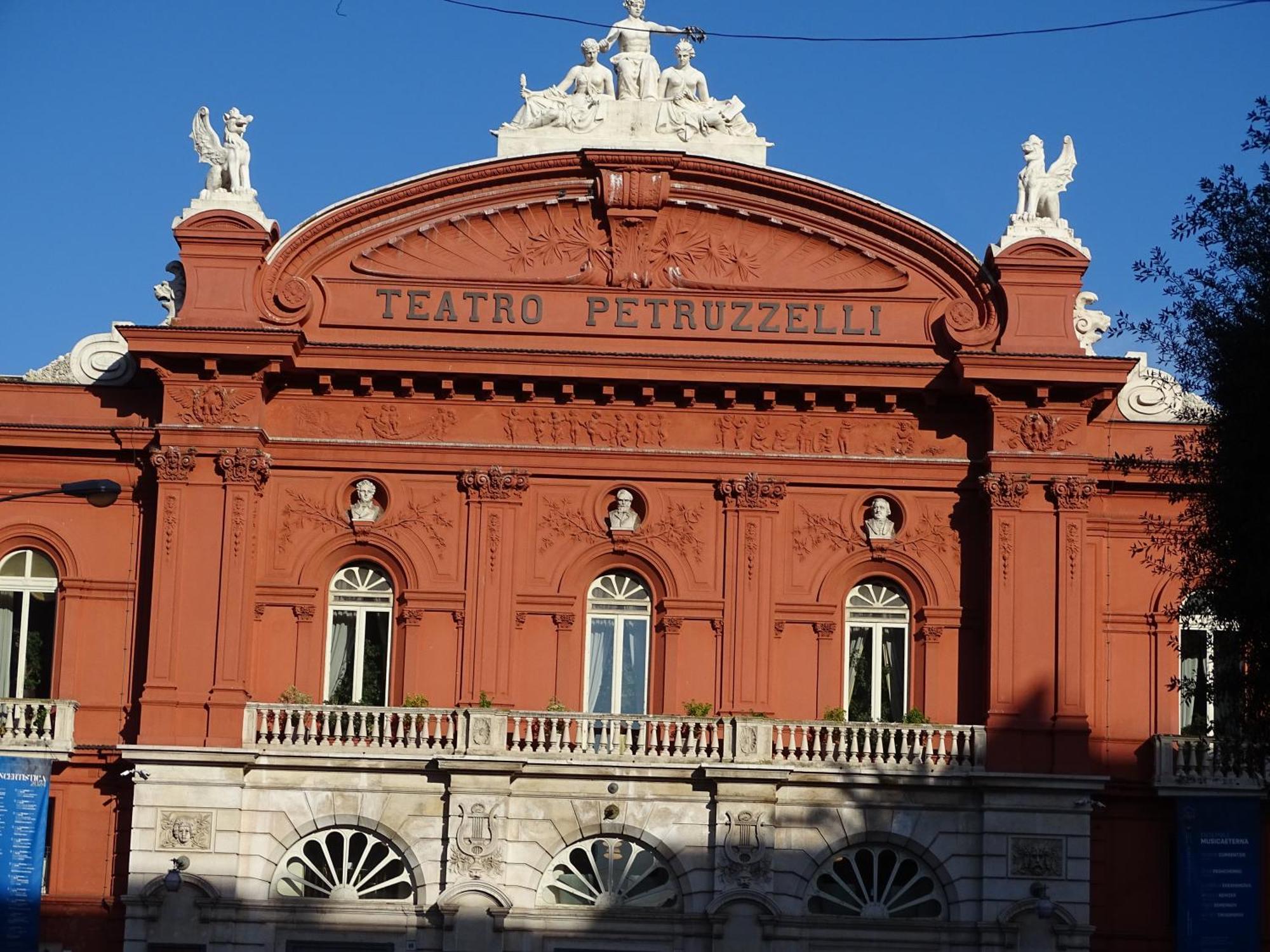Al Teatro Rooms Μπάρι Εξωτερικό φωτογραφία