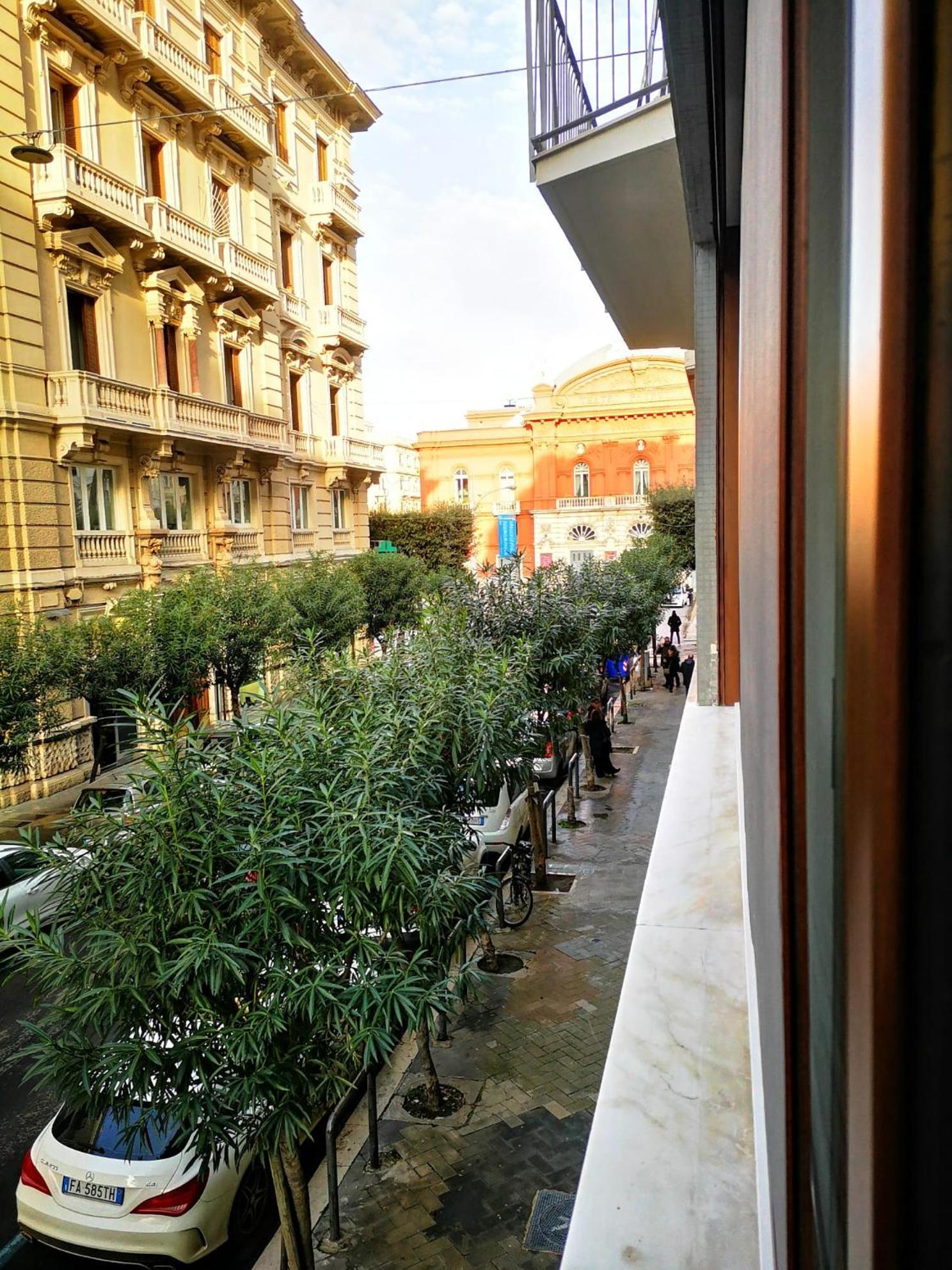 Al Teatro Rooms Μπάρι Εξωτερικό φωτογραφία